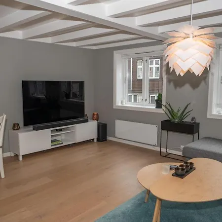 Classic Townhouse, Garden, Spacious *