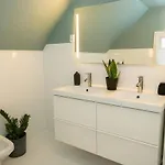 Classic Townhouse, Garden, Spacious Дом отдыха *