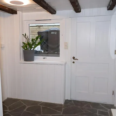 Classic Townhouse, Garden, Spacious * ستافانجر